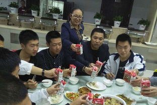 餐飲服務(wù)管理中心愛(ài)心助學(xué)活動(dòng)紀(jì)實(shí)